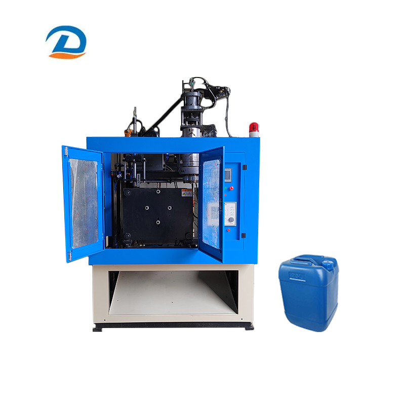 M&aacute;quina de moldeo por soplado de regaderas de m&uacute;ltiples cavidades: HDPE/PE/PP compatible con moldeo de regaderas de 0,1 a 30 litros.