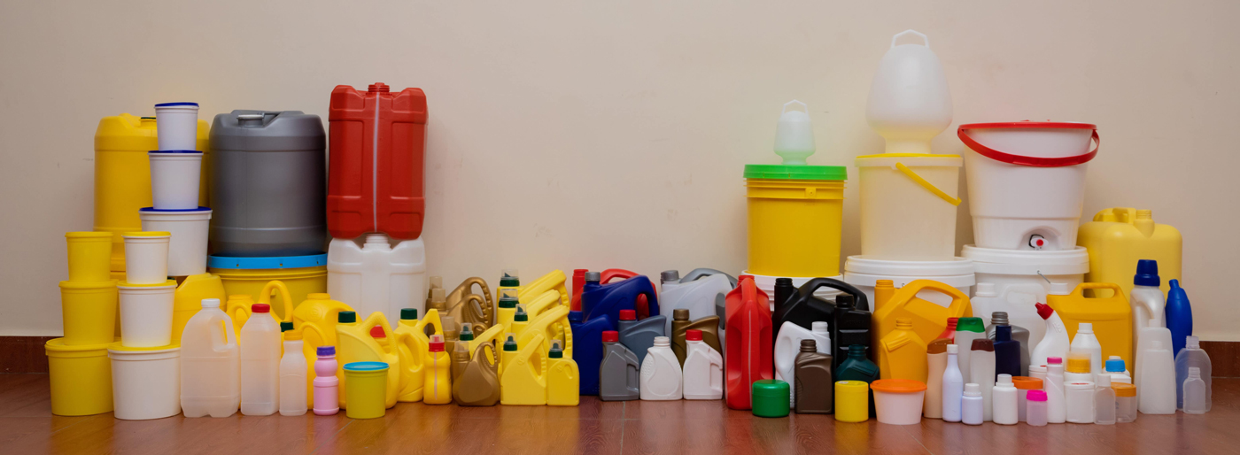Noticias de la industria de máquinas de moldeo por soplado: creciente demanda de máquinas de moldeo por soplado y extrusión automáticas